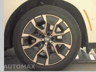 2026 BMW X3 30 xDrive - miniatura 10