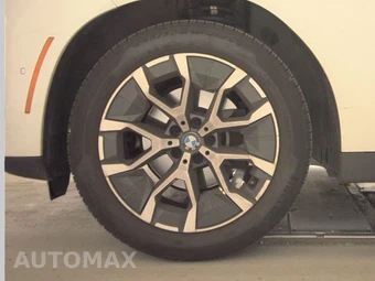 2026 BMW X3 30 xDrive - miniatura 9