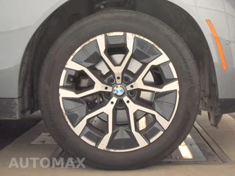 2026 BMW X3 30 xDrive - miniatura 10