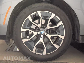 2026 BMW X3 30 xDrive - miniatura 9