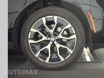 2026 BMW X3 30 xDrive - miniatura 10