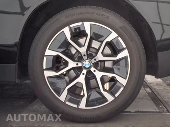 2026 BMW X3 30 xDrive - miniatura 12