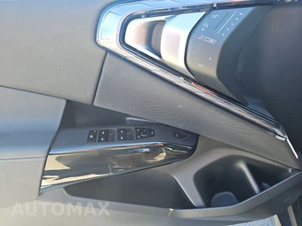2026 BMW X3 30 xDrive - miniatura 15