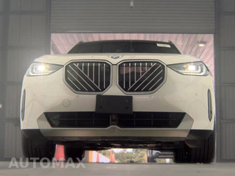2026 BMW X3 30 xDrive - miniatura 3