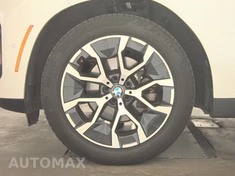 2026 BMW X3 30 xDrive - miniatura 9