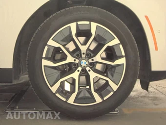 2026 BMW X3 30 xDrive - miniatura 10