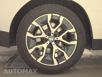 2026 BMW X3 30 xDrive - miniatura 11