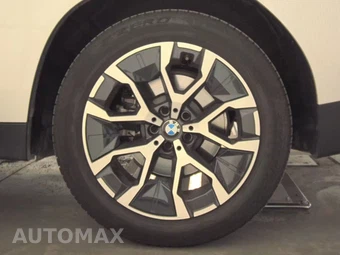 2026 BMW X3 30 xDrive - miniatura 12