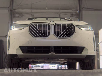 2026 BMW X3 30 xDrive - miniatura 3