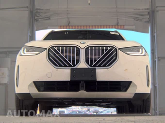 2026 BMW X3 30 xDrive - miniatura 3