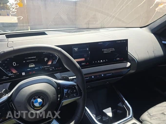 2026 BMW X3 30 xDrive - miniatura 11