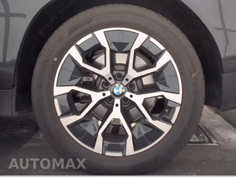 2026 BMW X3 30 xDrive - miniatura 12
