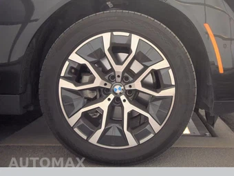 2026 BMW X3 30 xDrive - miniatura 10