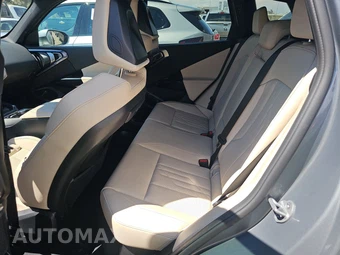 2026 BMW X3 30 xDrive - miniatura 13