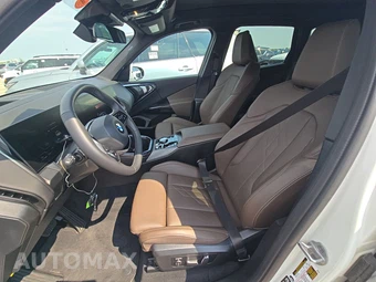 2026 BMW X3 30 xDrive - miniatura 11