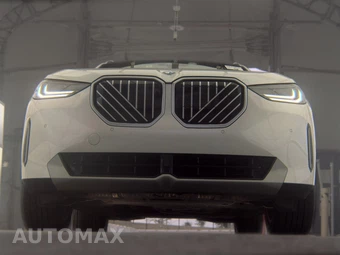 2026 BMW X3 30 xDrive - miniatura 3