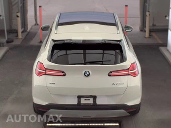 2026 BMW X3 30 xDrive - miniatura 6