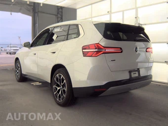 2026 BMW X3 30 xDrive - miniatura 8