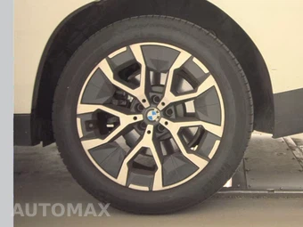 2026 BMW X3 30 xDrive - miniatura 12
