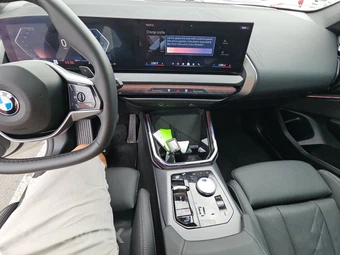 2026 BMW X3 30 xDrive - miniatura 17