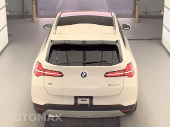 2026 BMW X3 30 xDrive - miniatura 6