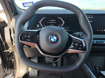 2026 BMW X3 30 xDrive - miniatura 16