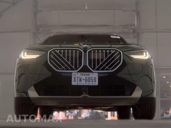 2026 BMW X3 30 xDrive - miniatura 3