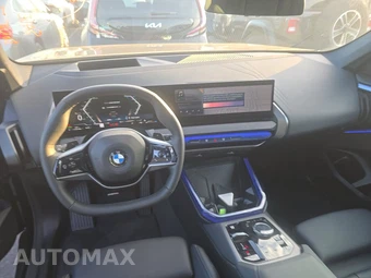 2026 BMW X3 30 xDrive - miniatura 11