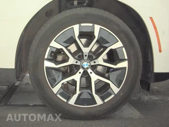 2026 BMW X3 30 xDrive - miniatura 10