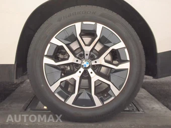 2026 BMW X3 30 xDrive - miniatura 12