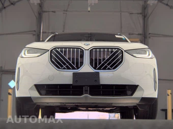 2026 BMW X3 30 xDrive - miniatura 3