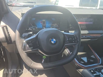 2026 BMW X3 30 xDrive - miniatura 10