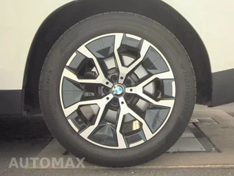 2026 BMW X3 30 xDrive - miniatura 12