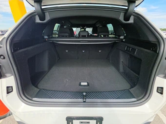 2026 BMW X3 30 xDrive - miniatura 23
