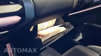 2026 BMW X3 30 xDrive - miniatura 32