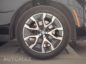 2026 BMW X3 30 xDrive - miniatura 10