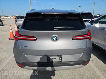 2026 BMW X3 30 xDrive - miniatura 5
