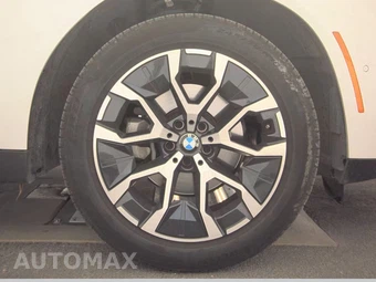 2026 BMW X3 30 xDrive - miniatura 10