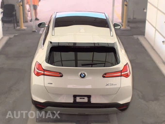 2026 BMW X3 30 xDrive - miniatura 6