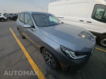 2026 BMW X3 30 xDrive - miniatura 3
