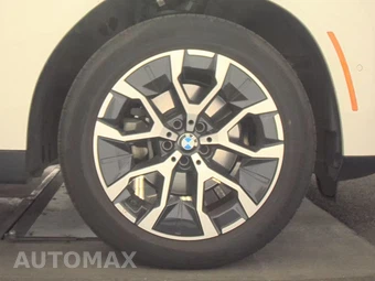 2026 BMW X3 30 xDrive - miniatura 10