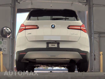 2026 BMW X3 30 xDrive - miniatura 7