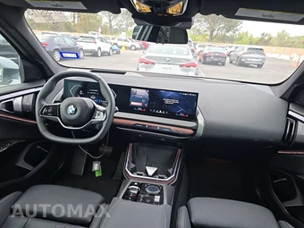 2026 BMW X3 30 xDrive - miniatura 11