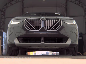 2026 BMW X3 30 xDrive - miniatura 3