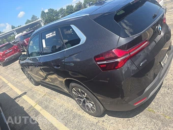 2026 BMW X3 30 xDrive - miniatura 6