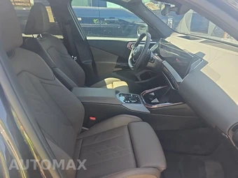 2026 BMW X3 30 xDrive - miniatura 8