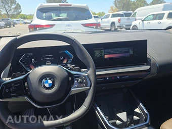 2026 BMW X3 30 xDrive - miniatura 11
