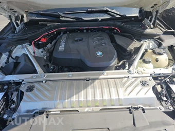 2026 BMW X3 30 xDrive - miniatura 16