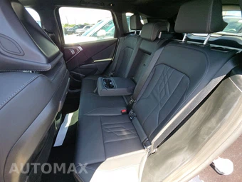 2026 BMW X3 30 xDrive - miniatura 13