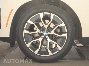 2026 BMW X3 30 xDrive - miniatura 9